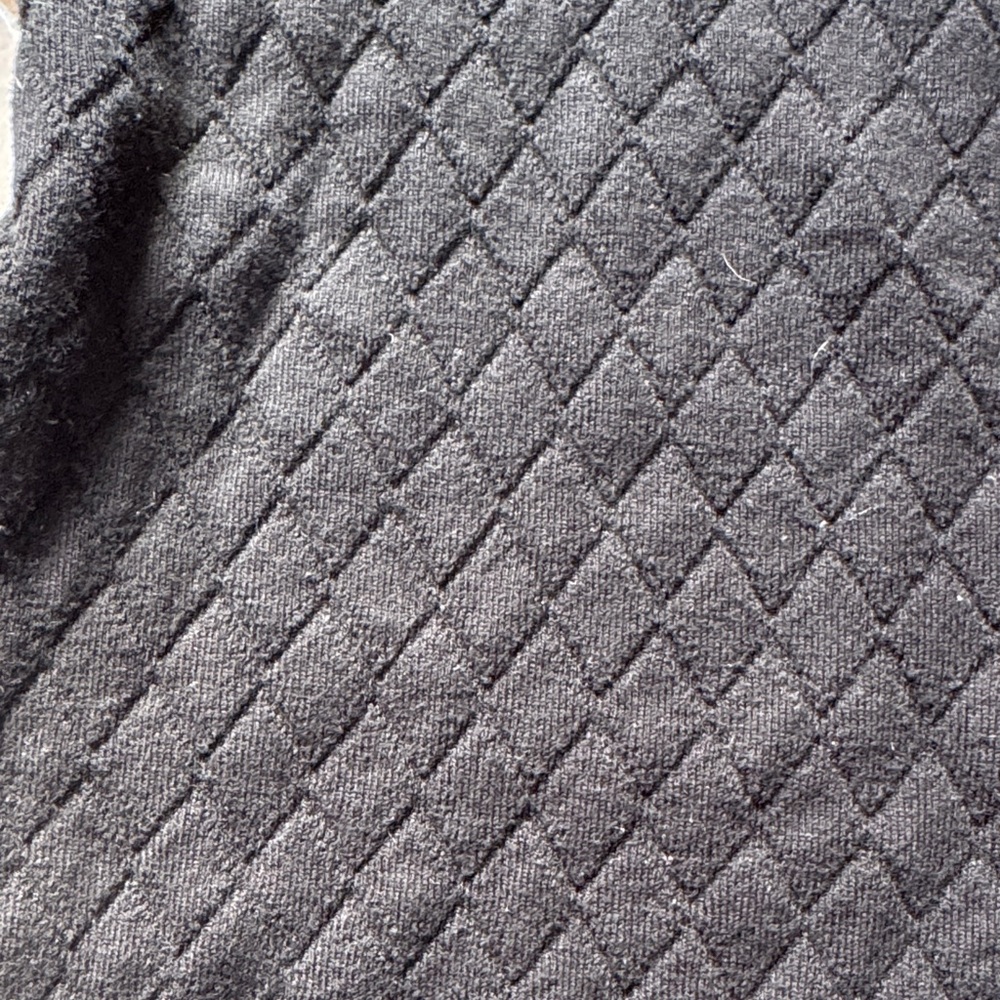 Black Quilted Knit Long-Sleeve Dress - Picture 3 of 5